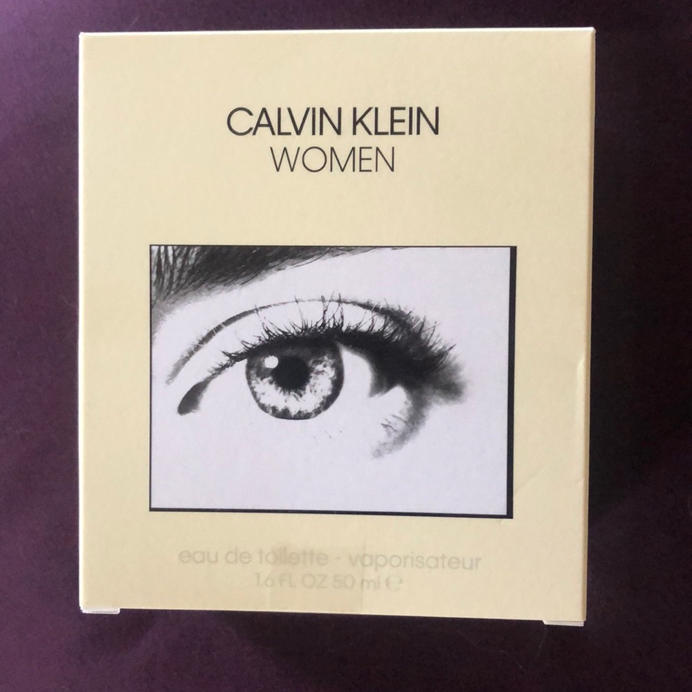 Calvin Klein Women way de toilet
